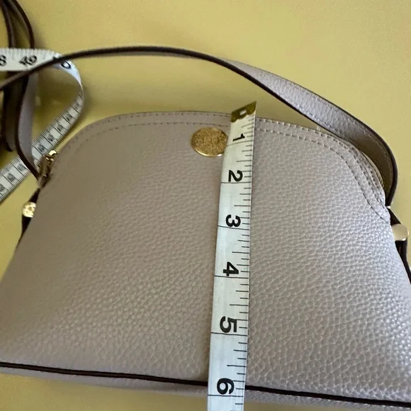 Elegant Gray Crossbody Bag - Picture 8 of 9